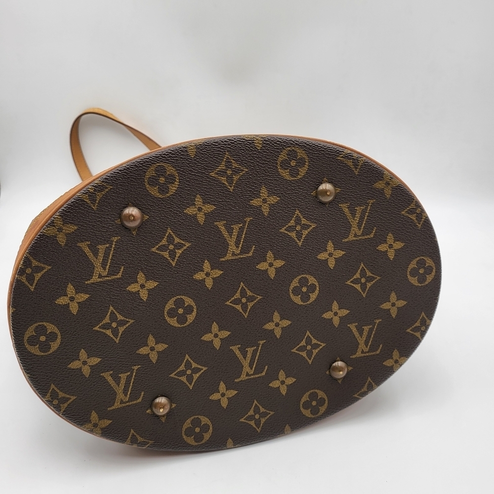 Louis Vuitton Monogram GM Bucket Shoulder Bag, Authentic..!! - Picture 6 of 16
